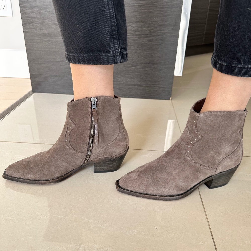 New All Saints Western suede ankle Boots in grey/ NWT brown color size 41